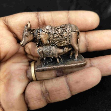 Handcrafted 1.5-inch Copper Kamadhenu Idol with Calf – Hindu Pooja Statue by Thamiram Handicrafts